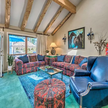 Eclectic Home With Deck 4 Miles To Ski Cloudcroft!